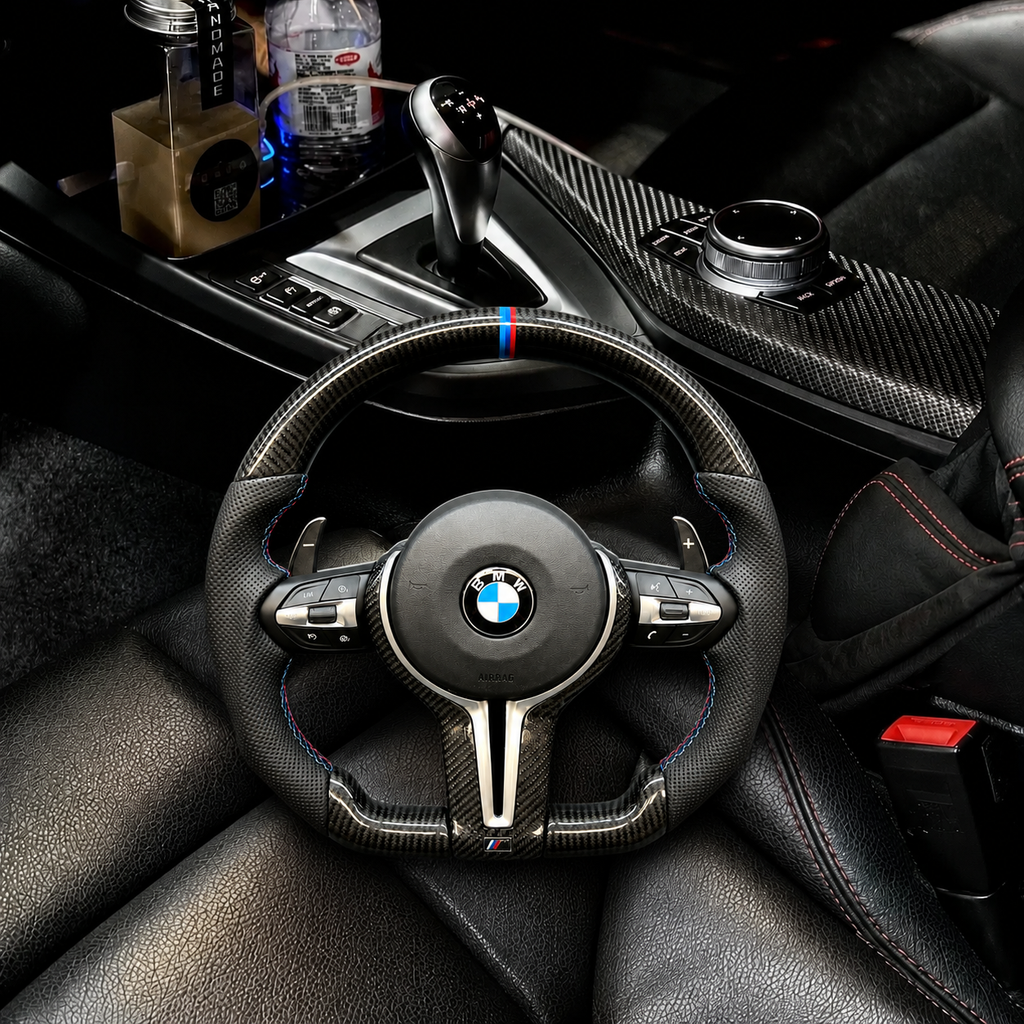 BMW F SERIES FLAT BOTTOM STEERING WHEEL IN CARBON FIBER WITH PERFORATED LEATHER