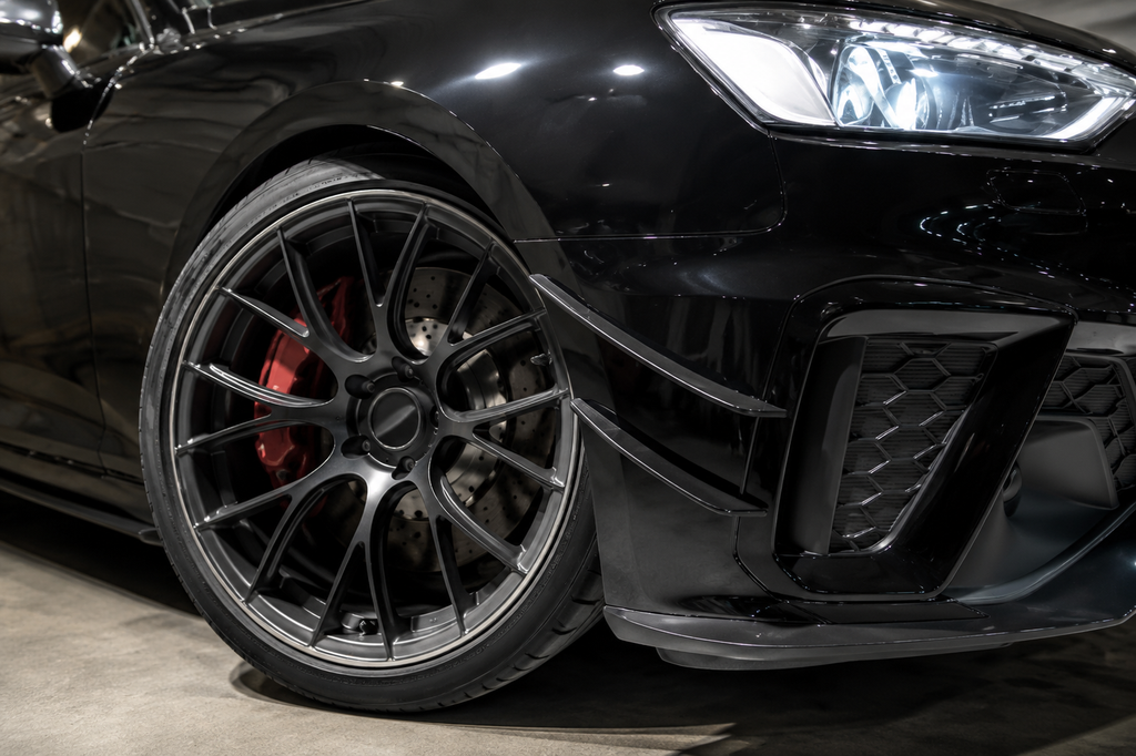 GSC Dry Carbon Fiber Front Canard Splitters For Audi A4 B9.5