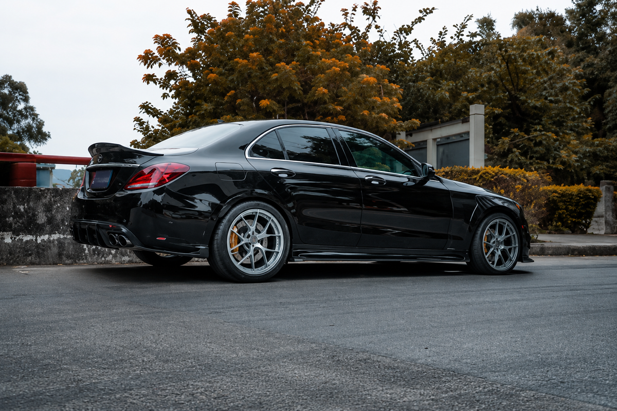 GSC Carbon Fiber Side Skirts For Mercedes-AMG C63 Sedan W205