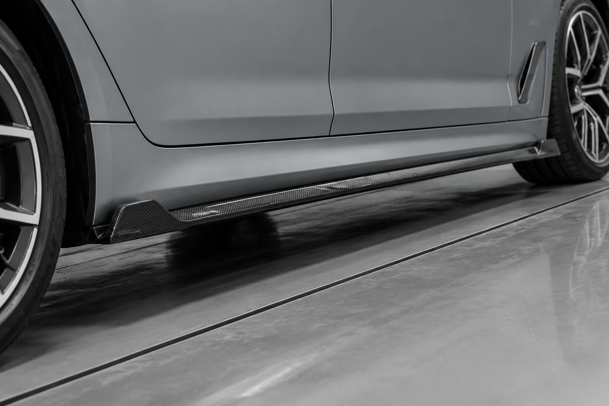 GSC BMW G30 G38 LCI Carbon Fiber Side Skirt Extensions (Standard Wheelbase)