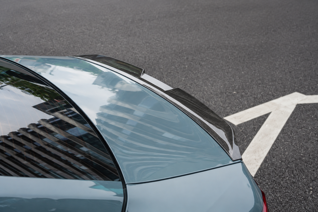 GSC Carbon Fiber BMW G60 5 Series Rear Spoiler