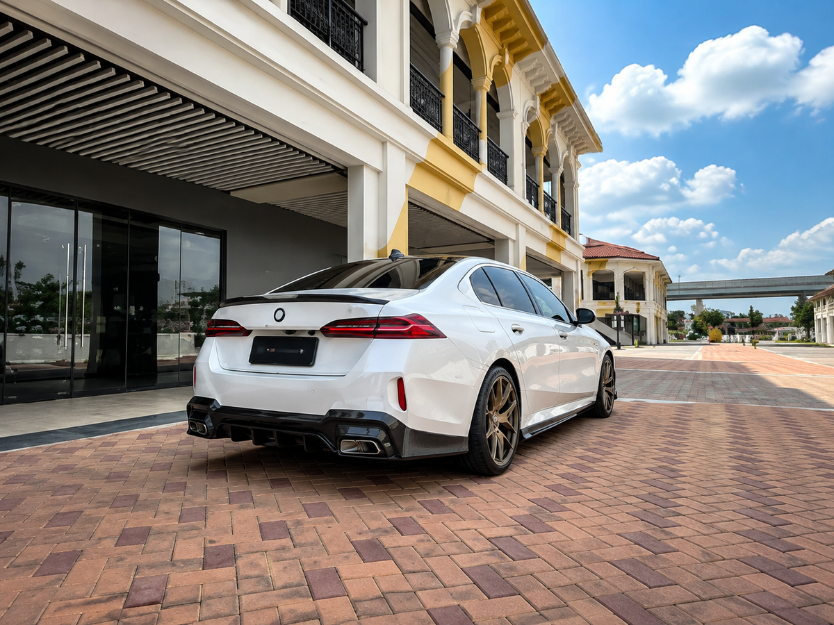 GSC BMW G68 5 Series Long Wheelbase Carbon Fiber Rear Diffuser with Exhaust Tips