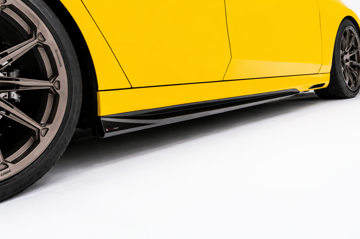 GSC BMW G68 5 Series Long Wheelbase Carbon Fiber Side Skirt Extensions
